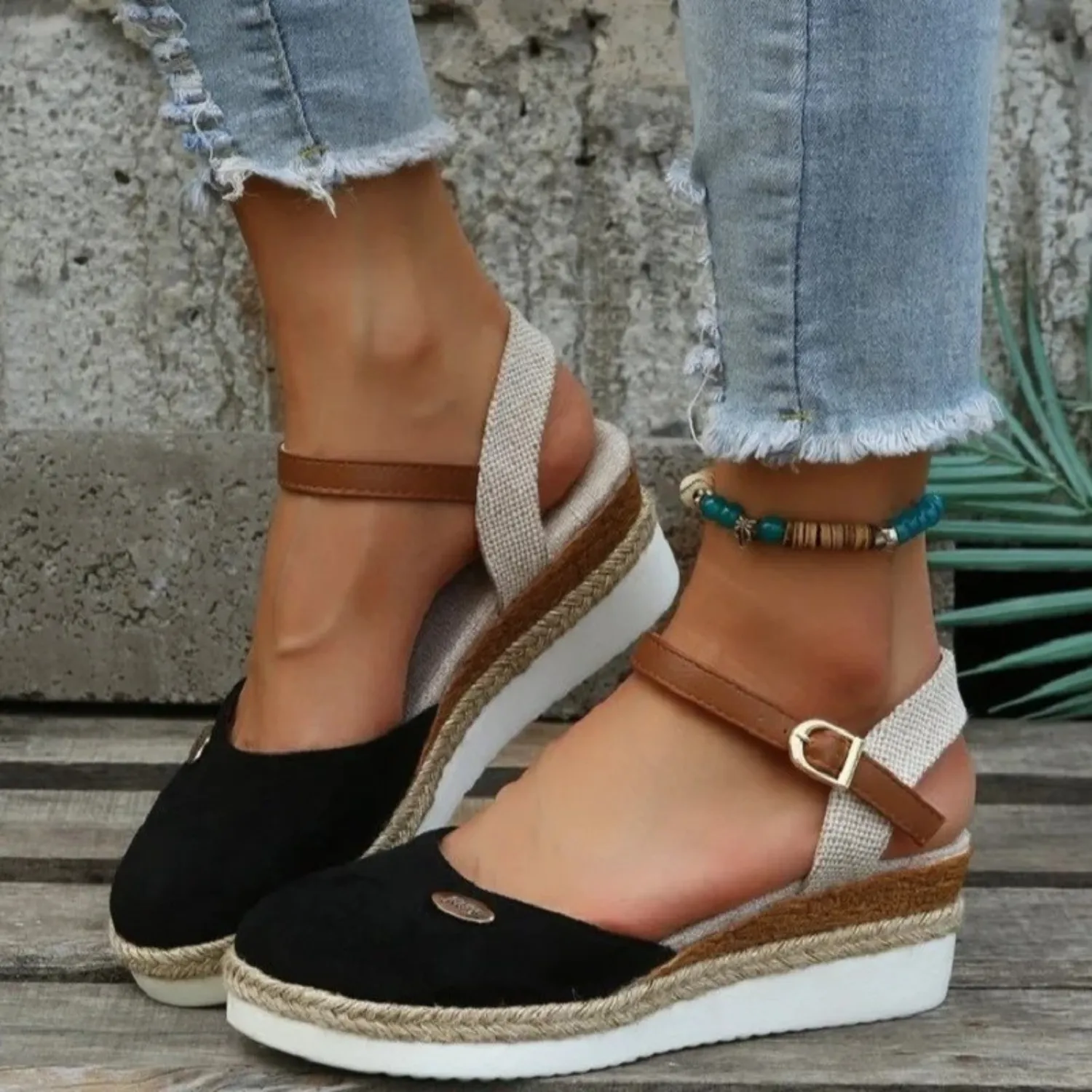 Cressida - Trendy Sandals