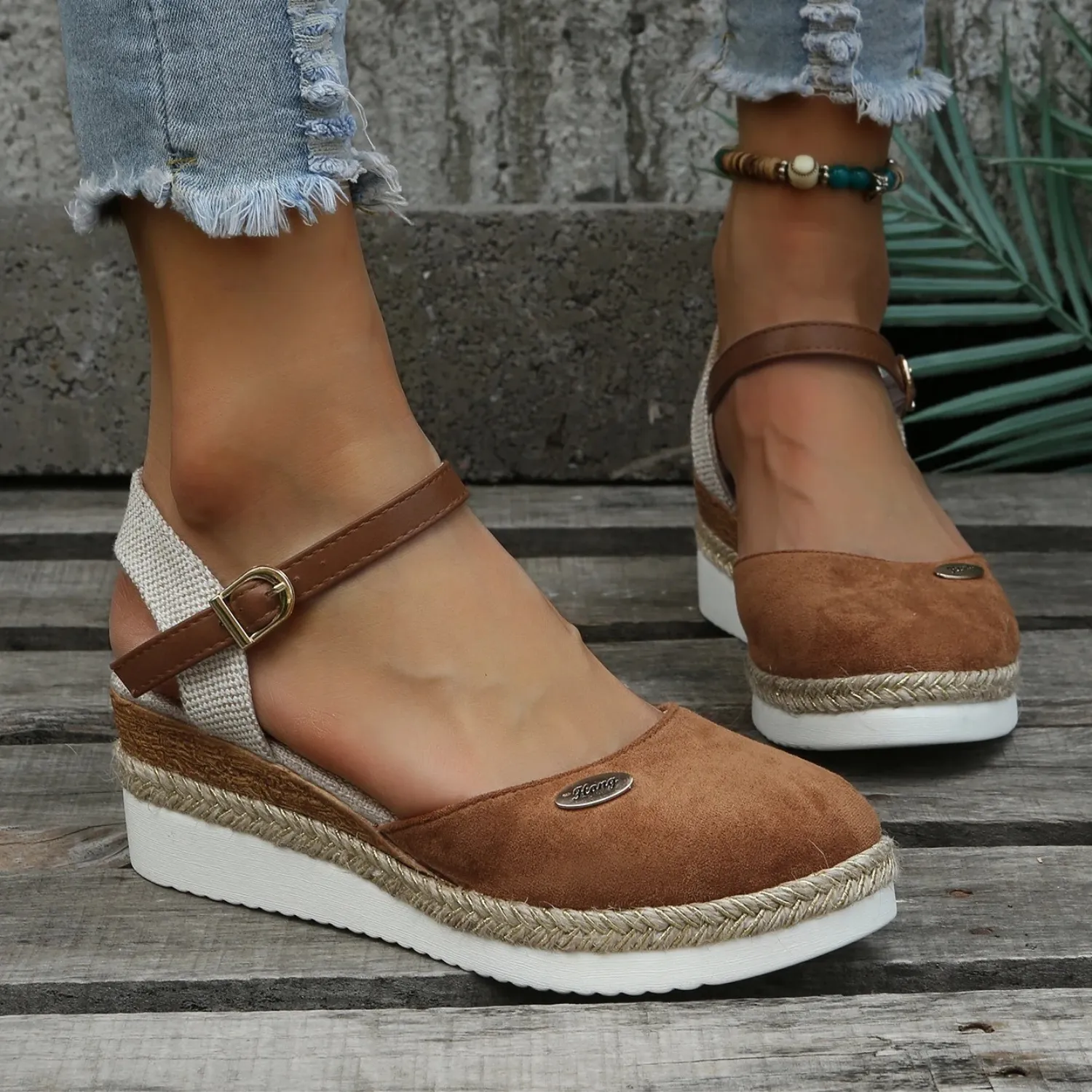 Cressida - Trendy Sandals