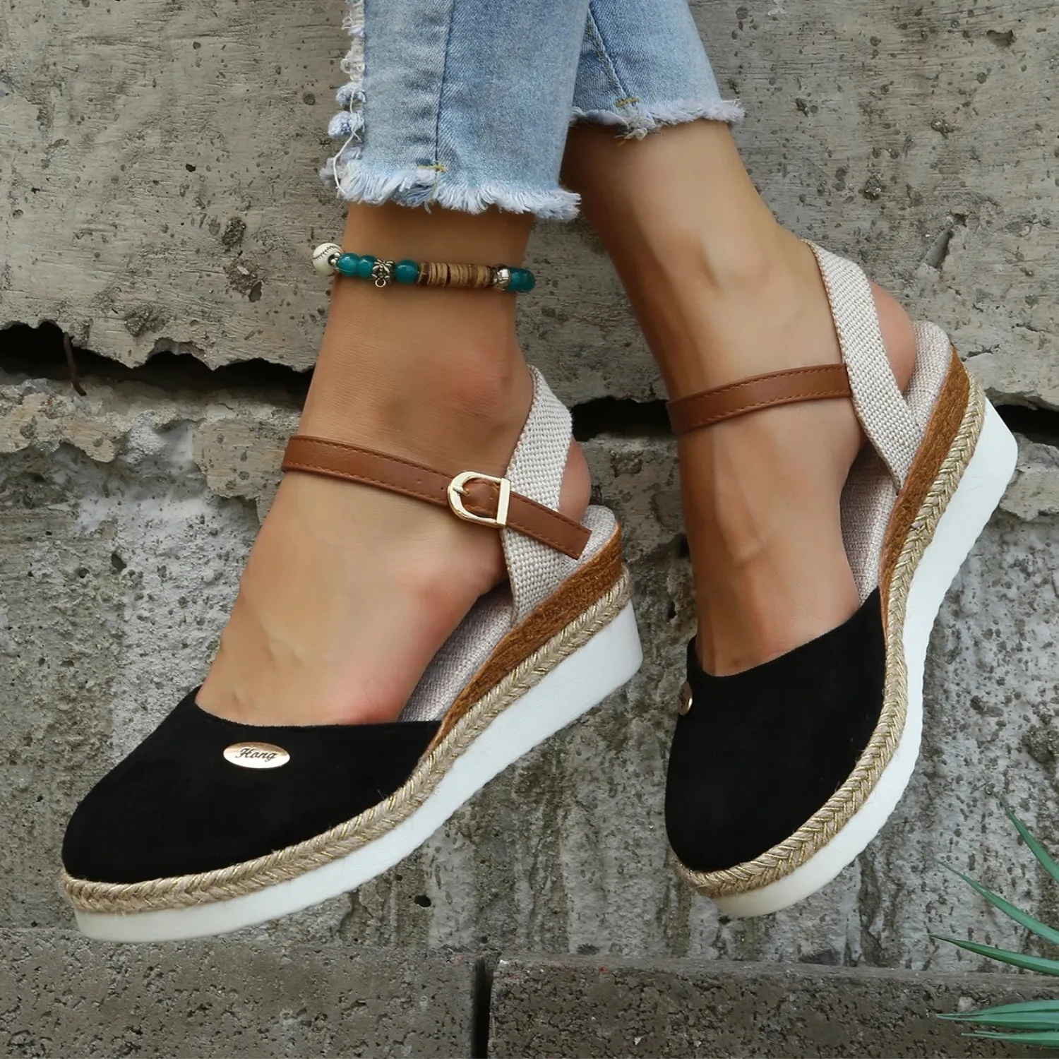 Cressida - Trendy Sandals