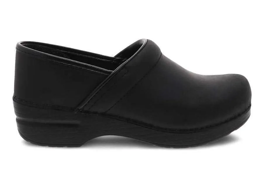 Dansko Women's Professional Clog Black Oiled Leather Wide 299020202