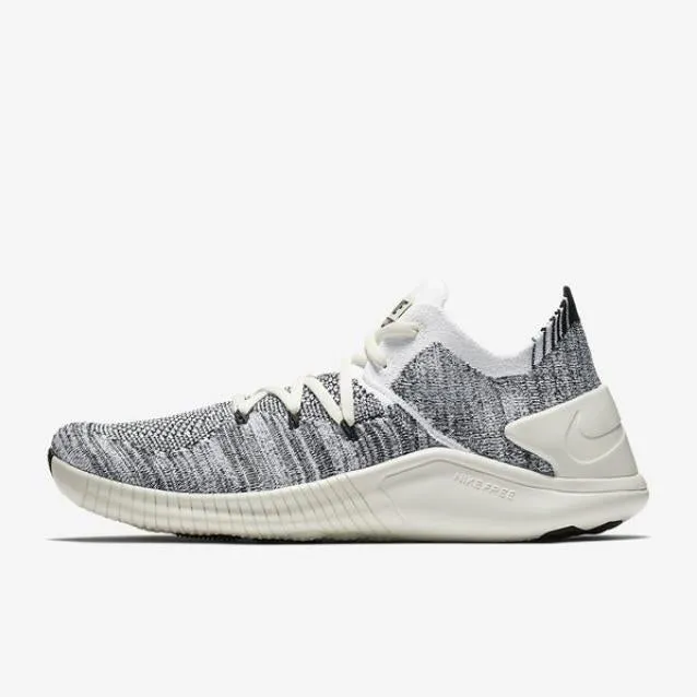 Free Flyknit (White/Black)