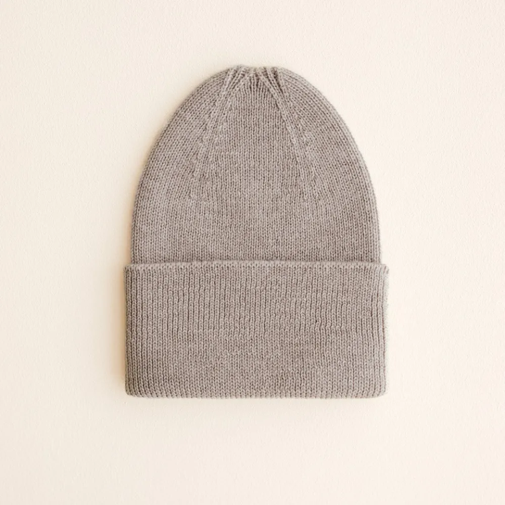 Hvid x Zoen voor Gust - Newborn beanie - 100% Merino wool - Sesame