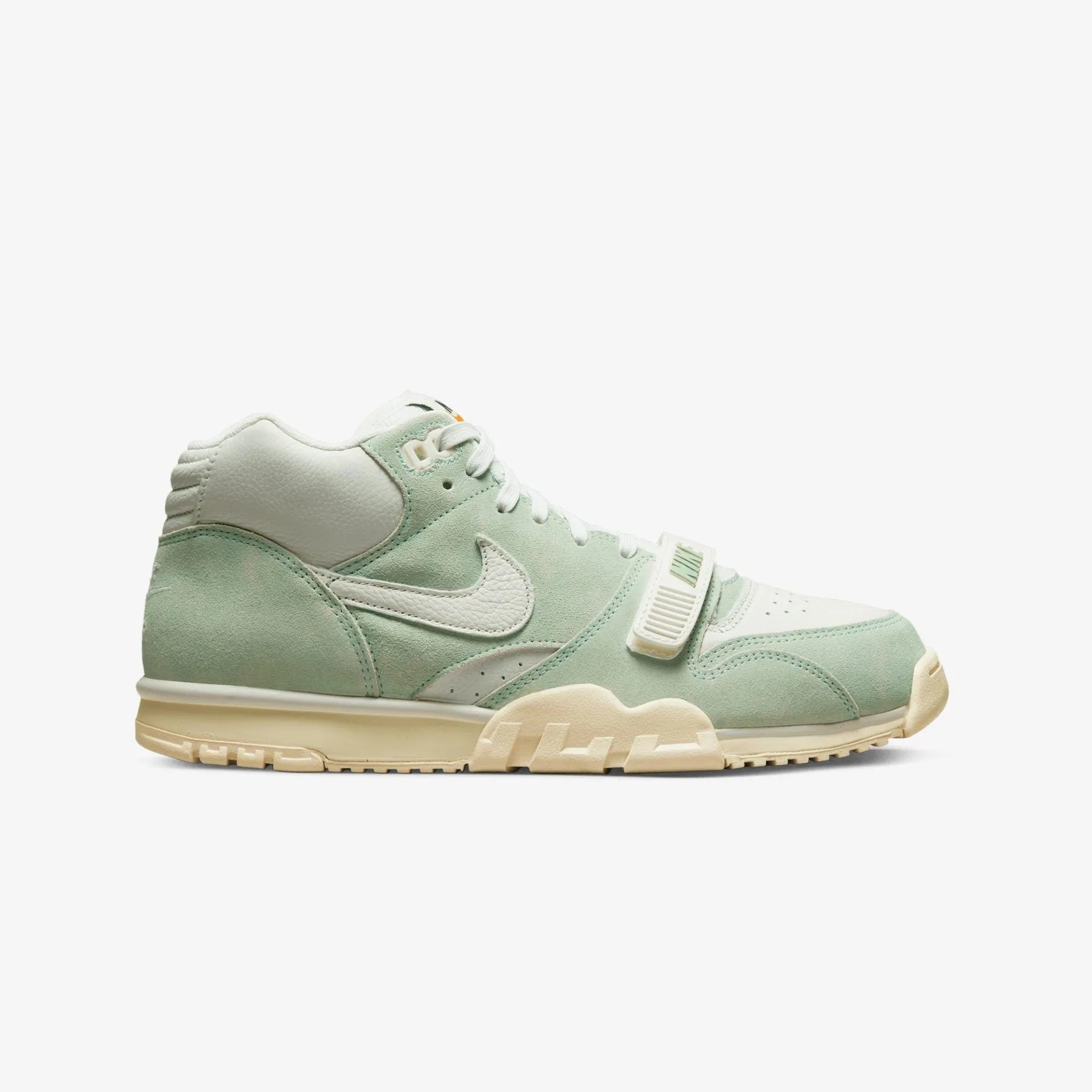 Nike | AIR TRAINER 1  { ENAMEL GREEN