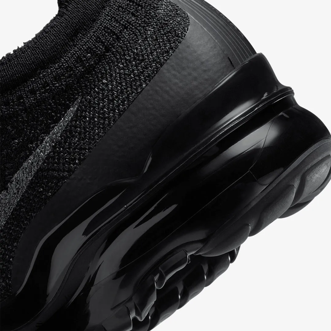 Nike | AIR VAPORMAX 2023 FLYKNIT  { BLACK/BLACK-ANTHRACITE-BLACK