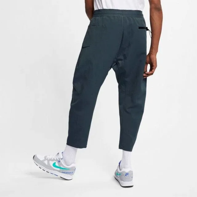 Nike Men&#39;s Lifestyle Ar1562-427 Crop Woven Pants Grey