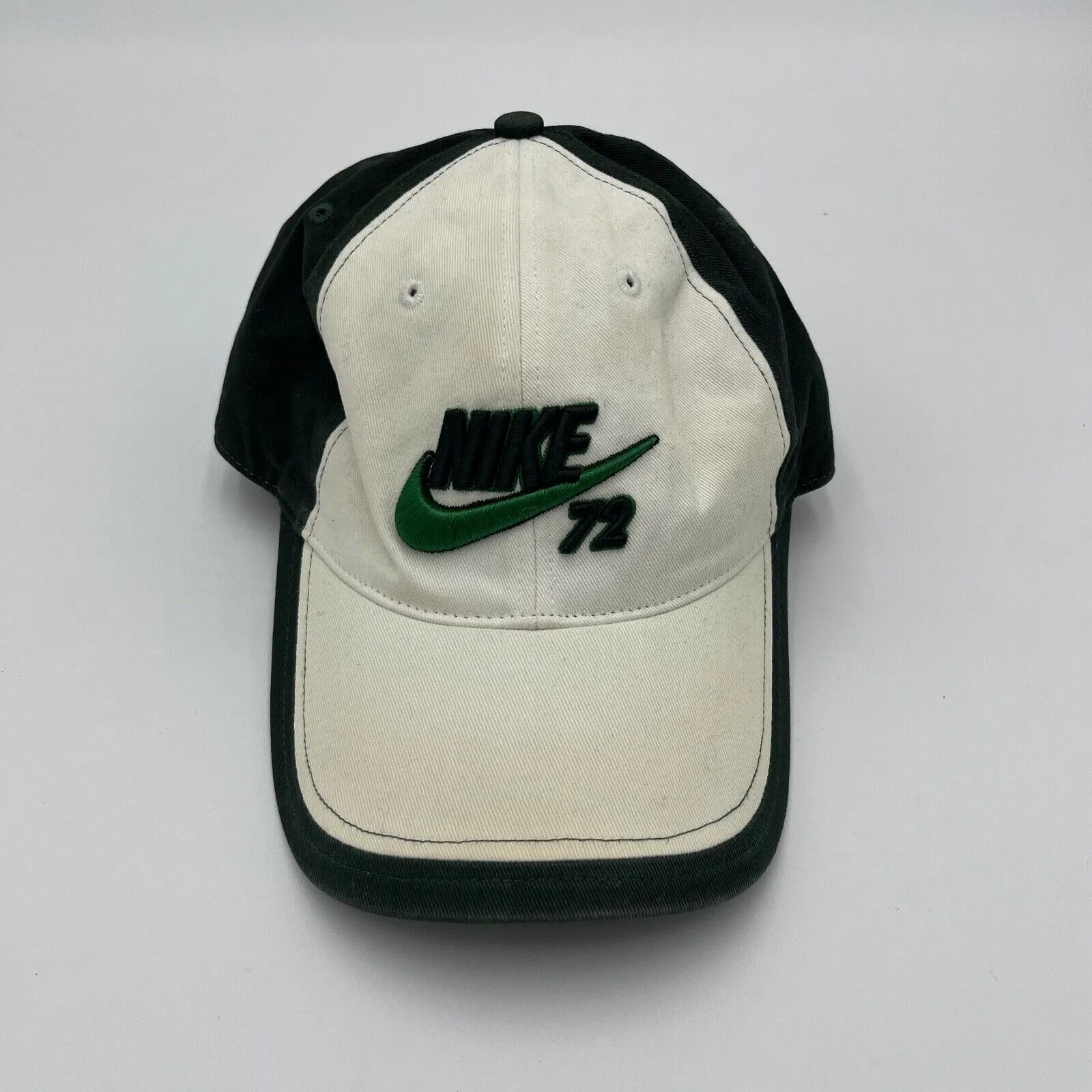 Nike White Sports / Golf Hat Adjustable Tiger Woods Just Do It Cap