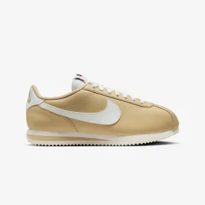 Nike | WMN'S CORTEZ  { SESAME/SAIL-WHITE