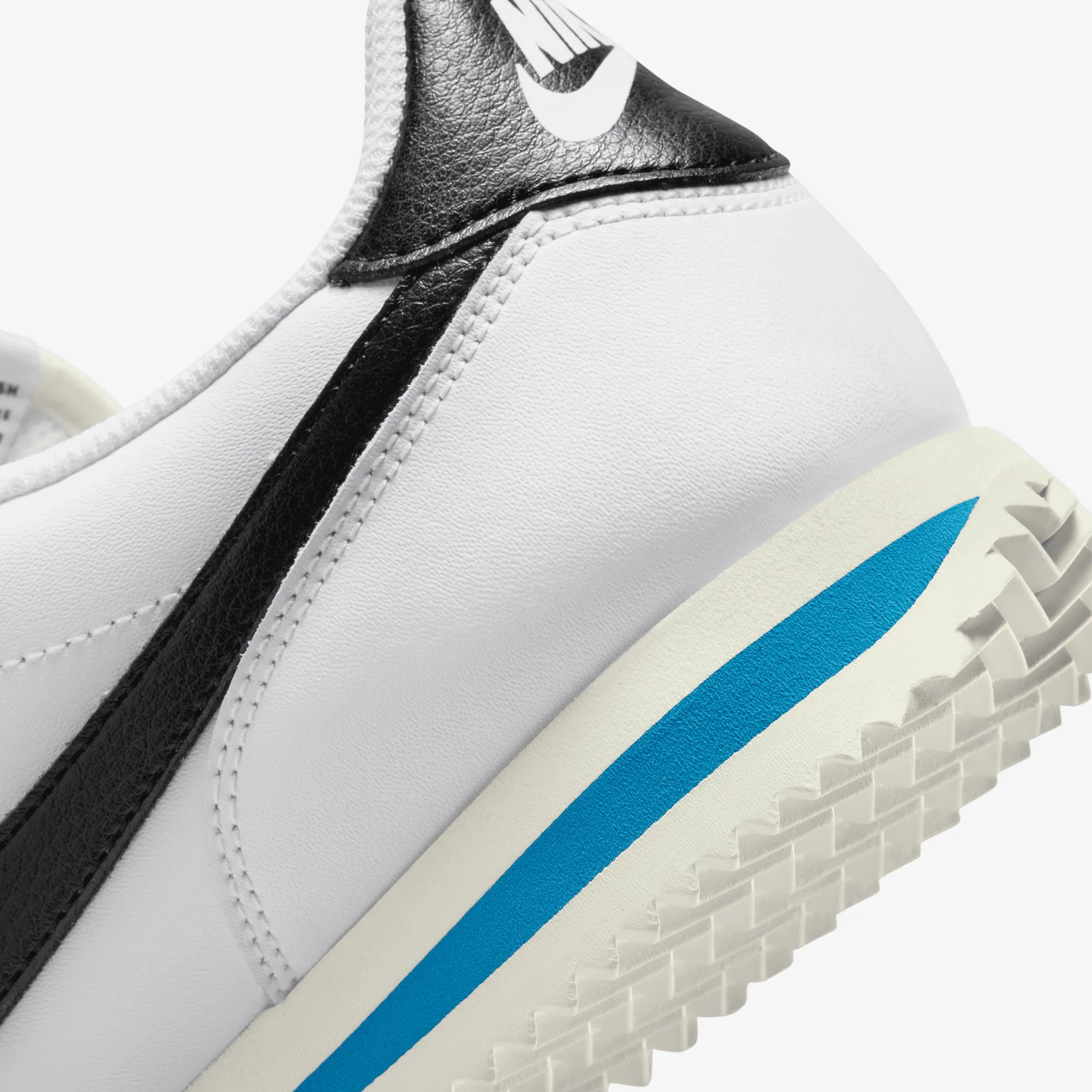 Nike | WMN'S CORTEZ  { WHITE/BLACK-LT PHOTO BLUE-SAIL