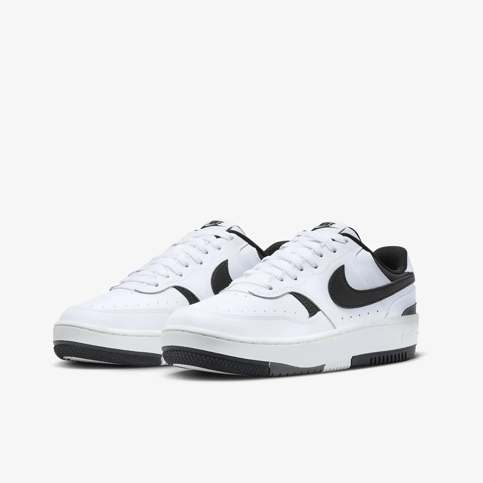 NIKE | WMN'S GAMMA FORCE { WHITE/BLACK-SUMMIT WHITE-IRON GREY