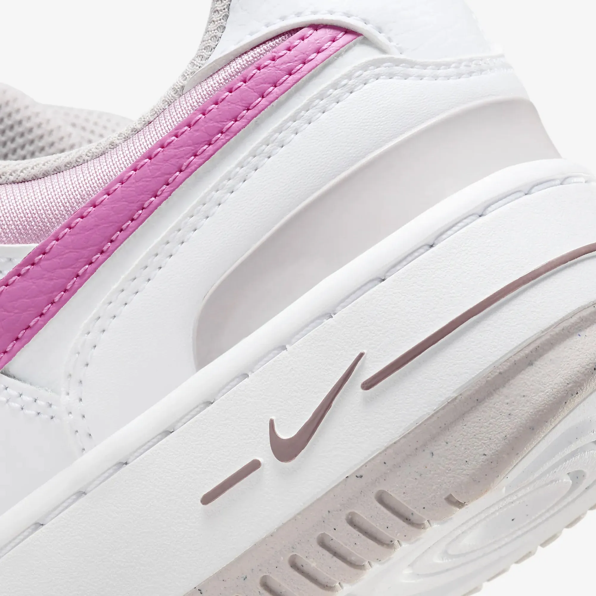 Nike | WMN'S GAMMA FORCE  { WHITE/PLAYFUL PINK-PLATINUM VIOLET