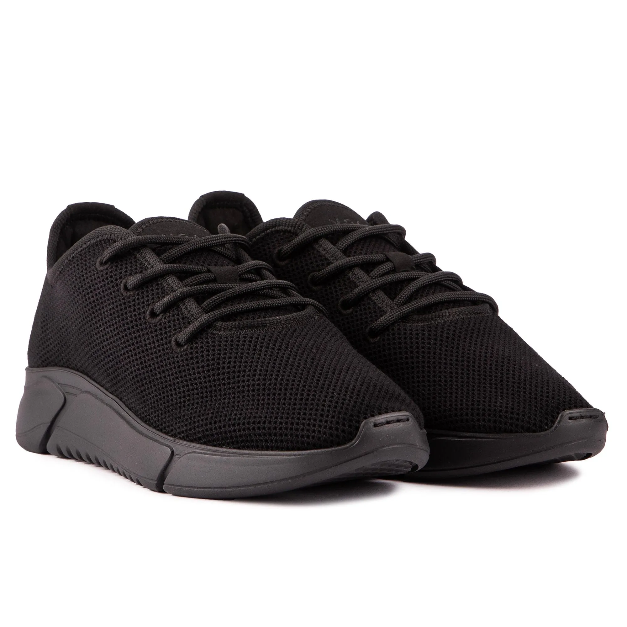 Rumex Men's Vegan Runner Sneakers | All Black