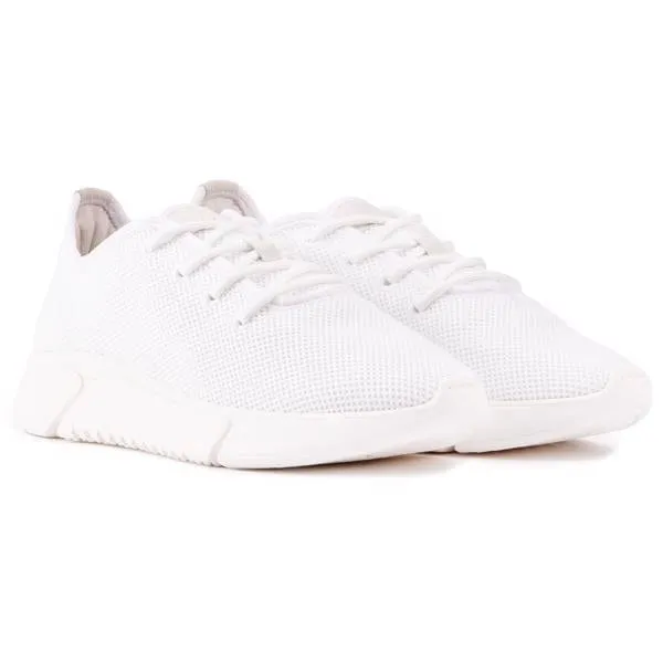 Rumex Women's Vegan Runner Sneakers | White