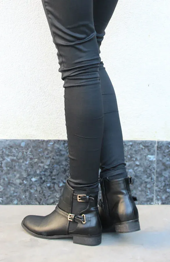 Sangle Booties Black