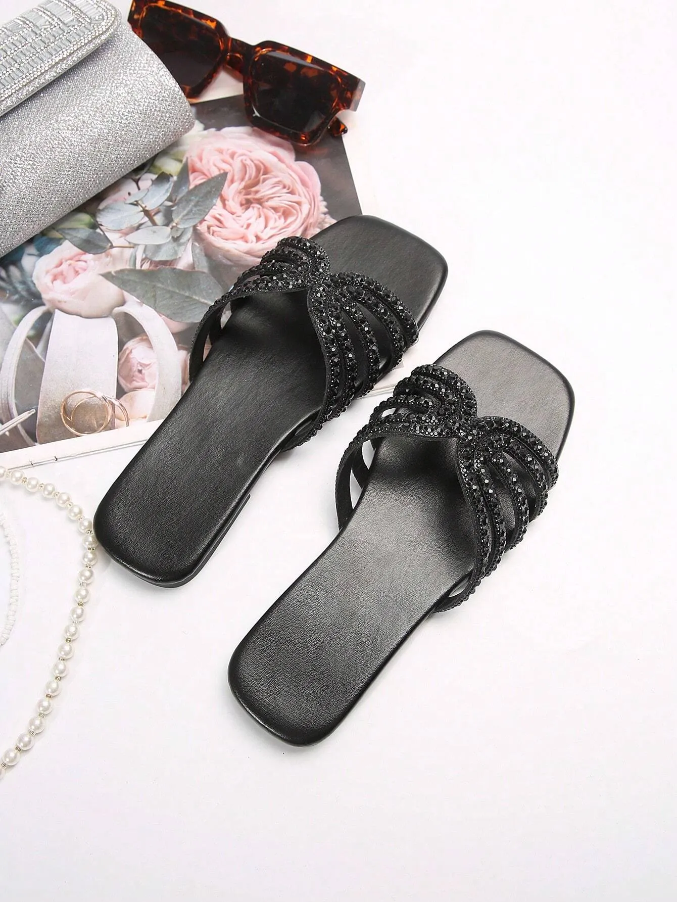 SHEIN Glass Rhinestone Casual Fashion Open-Toe Flat Sandals For Women