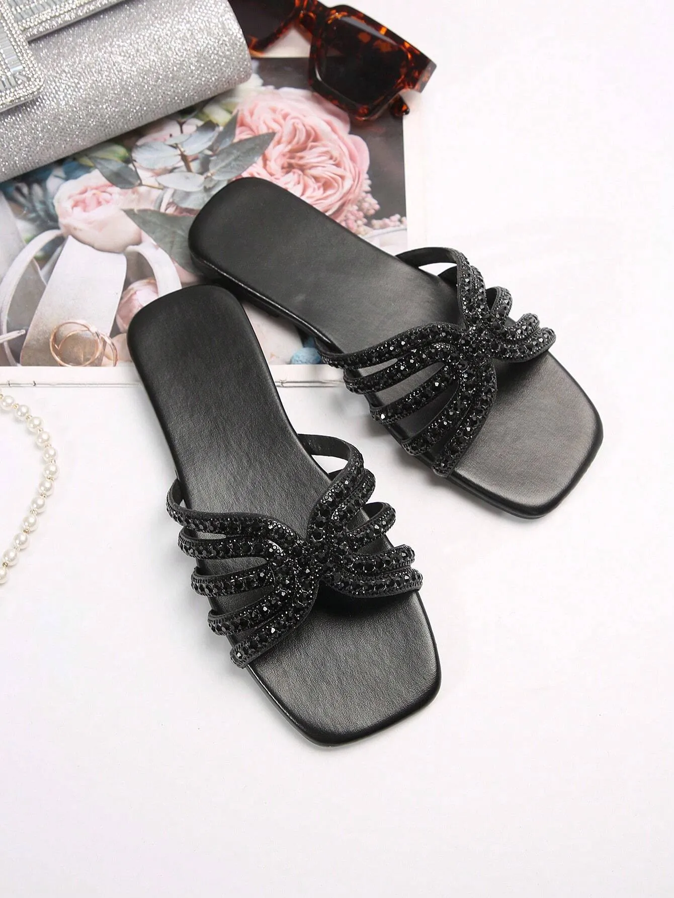 SHEIN Glass Rhinestone Casual Fashion Open-Toe Flat Sandals For Women