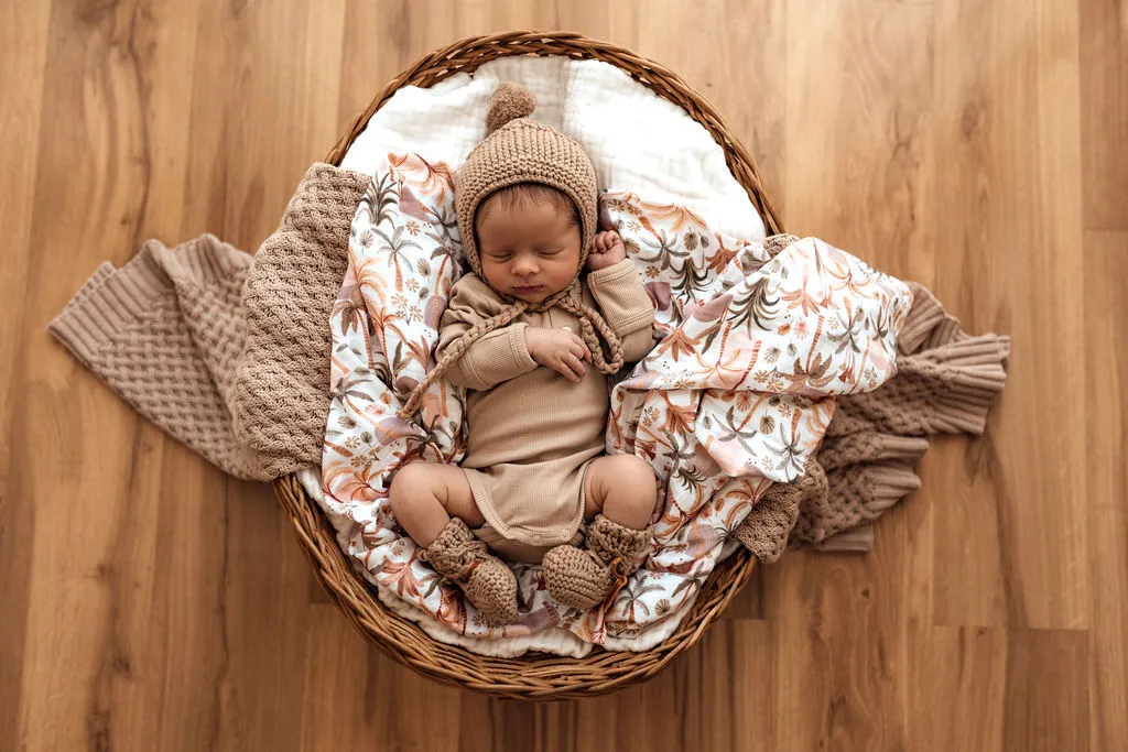 Snuggle Hunny Merino Wool Bonnet & Booties Set - Fawn