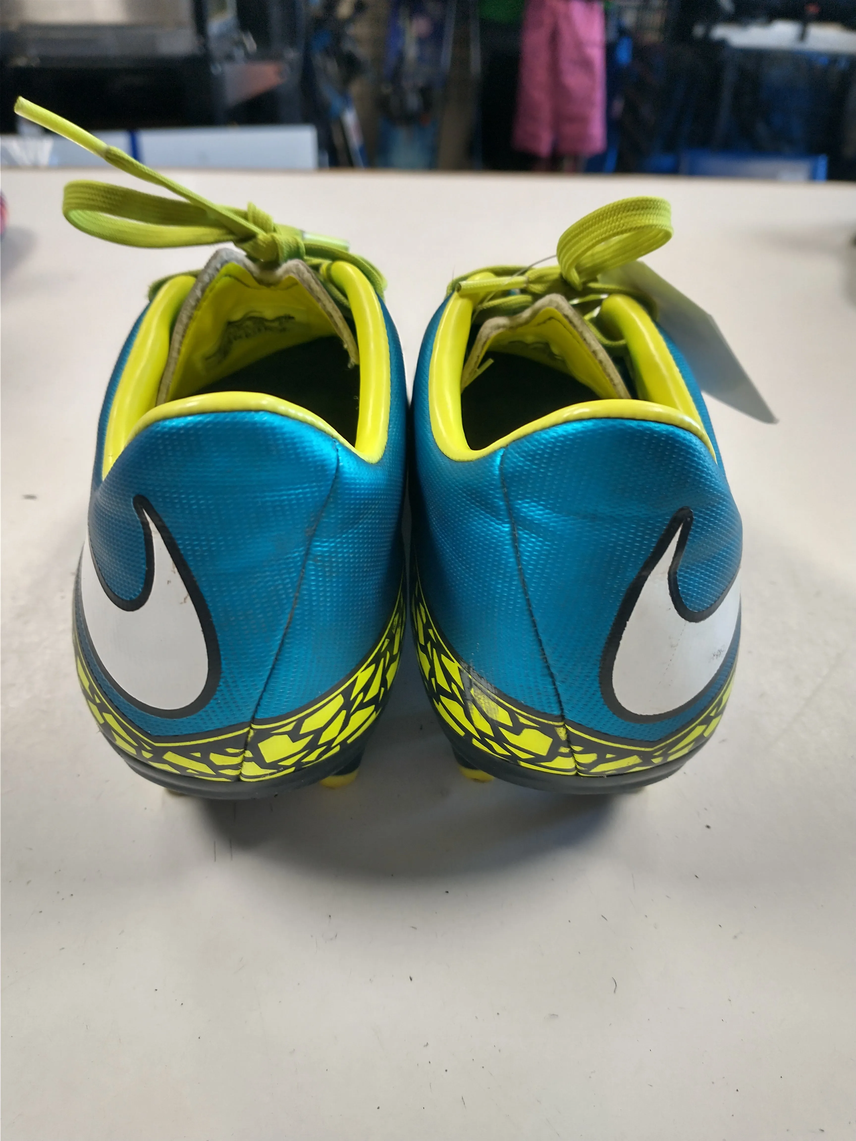 Used Nike Hypervenom Size 7 Soccer Cleats