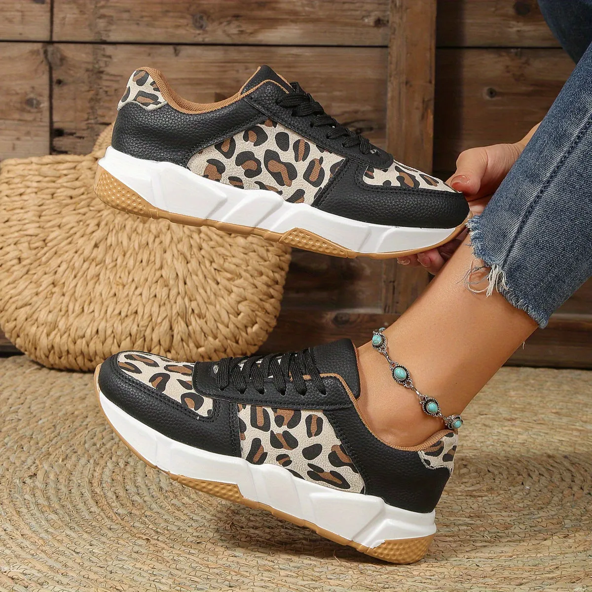 Women's Leopard Pattern Lace-up Chunky Sneakers, Anti-slip Sports Shoes, Lightweight Low Top Sneakers